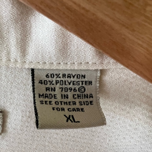 Batik Bay White Tropical Men's Shirt - Picture 4 of 6